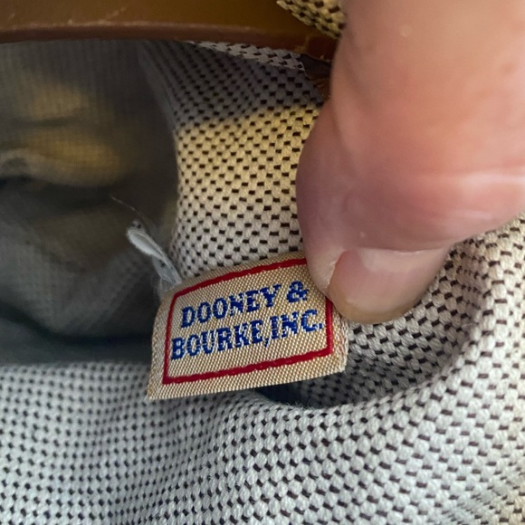 Classic Dooney & Bourke Shoulder Bag - Picture 8 of 10